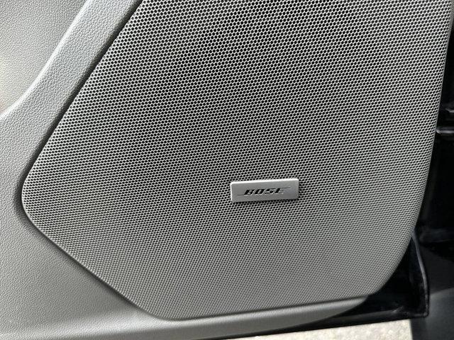 Photo of 2021 Stellar Black Metallic Cadillac XT5