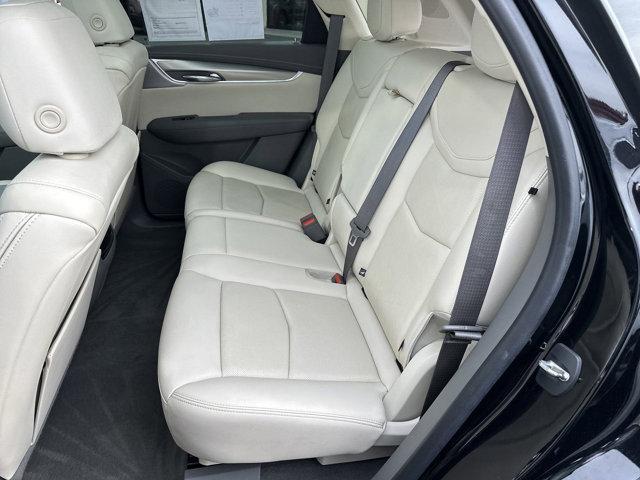 Photo of 2021 Stellar Black Metallic Cadillac XT5
