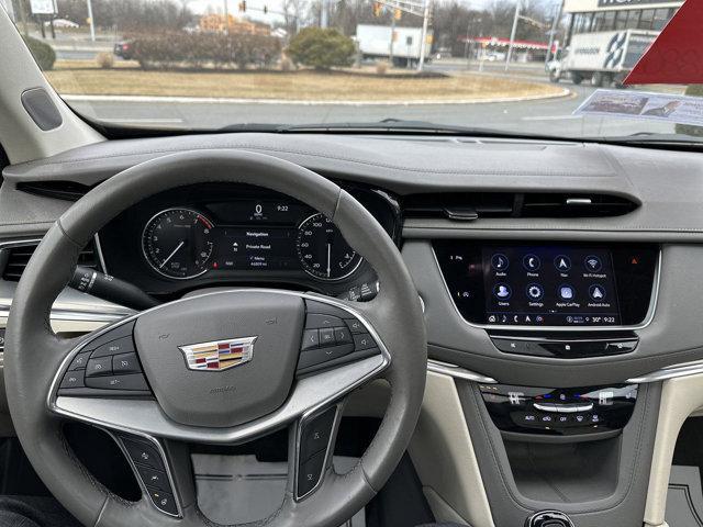 Photo of 2021 Stellar Black Metallic Cadillac XT5