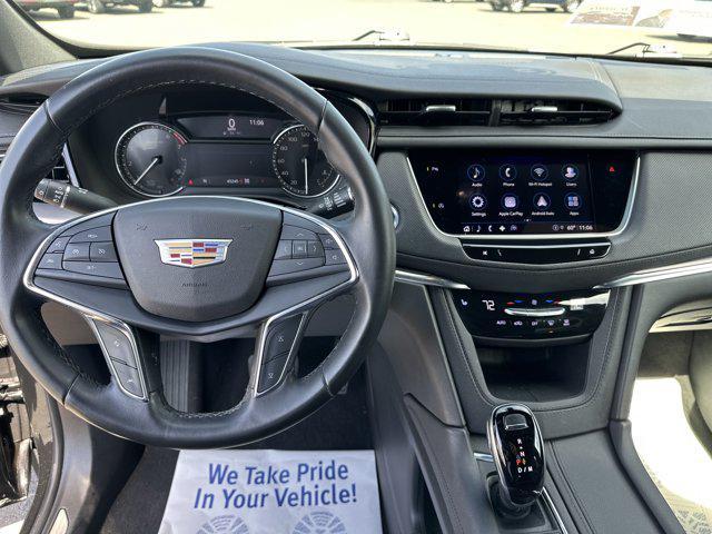 Photo of 2022 Stellar Black Metallic Cadillac XT5