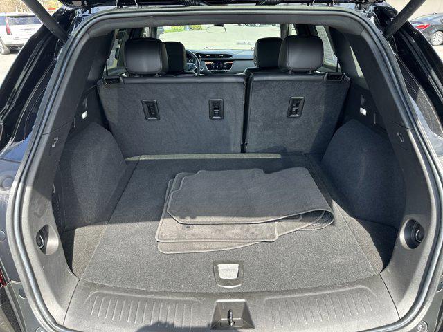 Photo of 2022 Stellar Black Metallic Cadillac XT5