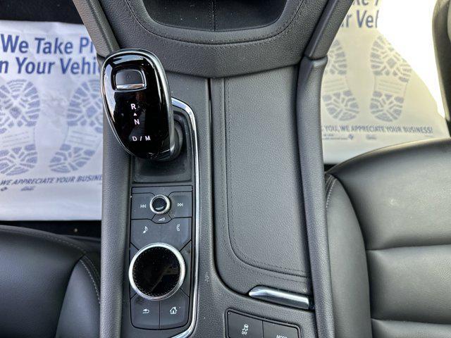 Photo of 2022 Stellar Black Metallic Cadillac XT5