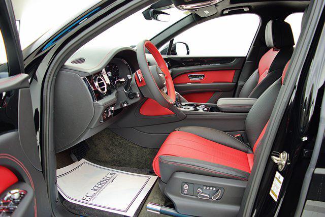 Photo of 2023 Beluga Bentley Bentayga