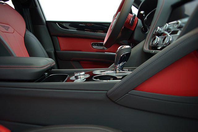 Photo of 2023 Beluga Bentley Bentayga