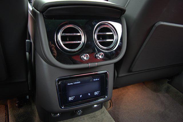 Photo of 2023 Beluga Bentley Bentayga