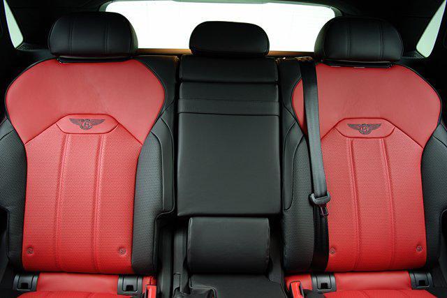 Photo of 2023 Beluga Bentley Bentayga