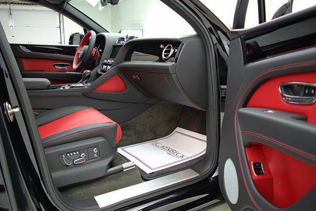 Photo of 2023 Beluga Bentley Bentayga