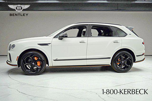 Photo of 2025 Glacier White Bentley Bentayga
