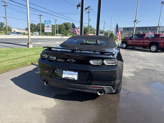 Photo of 2023 Black Chevrolet Camaro