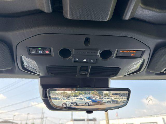 Photo of 2025 Graphite Blue Metallic GMC HUMMER EV Pickup
