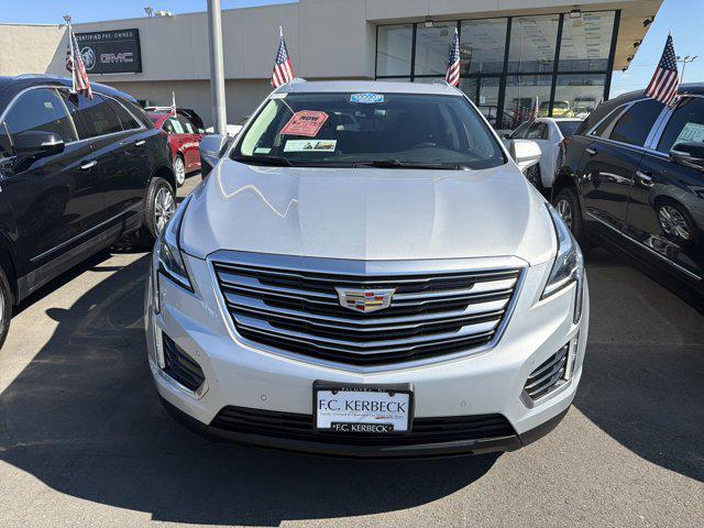 Photo of 2018 Radiant Silver Metallic Cadillac XT5