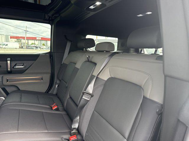 Photo of 2025 Void Black GMC HUMMER EV SUV