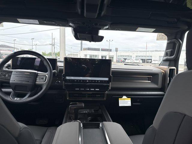 Photo of 2025 Void Black GMC HUMMER EV Pickup