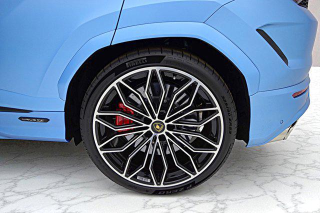 Photo of 2025 Blu Aegir Lamborghini Urus
