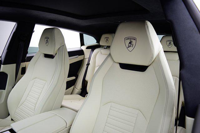Photo of 2025 Blu Aegir Lamborghini Urus