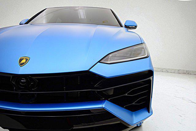 Photo of 2025 Blu Aegir Lamborghini Urus