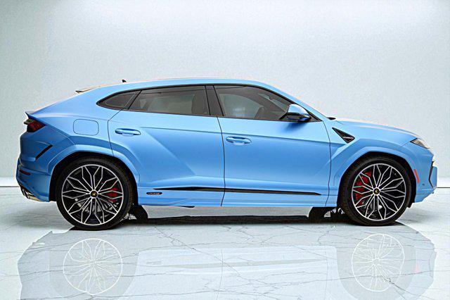 Photo of 2025 Blu Aegir Lamborghini Urus