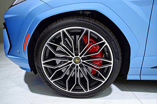 Photo of 2025 Blu Aegir Lamborghini Urus