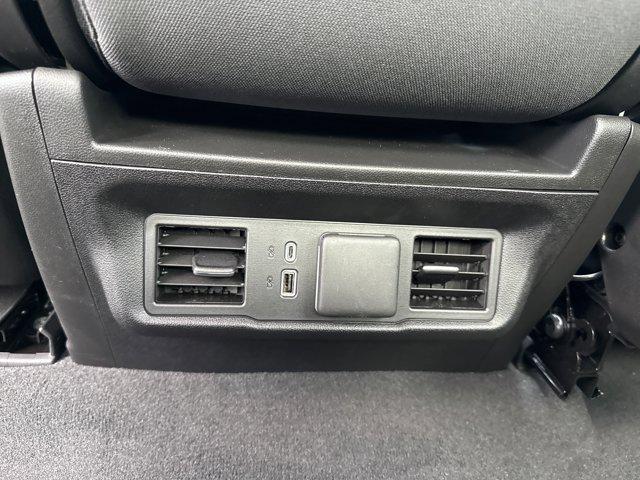 Photo of 2025 Summit White GMC Sierra 1500