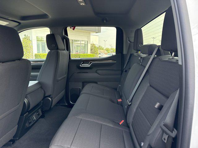 Photo of 2025 Summit White GMC Sierra 1500