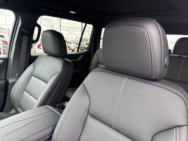 Photo of 2025 Ebony Twilight Metallic GMC Acadia