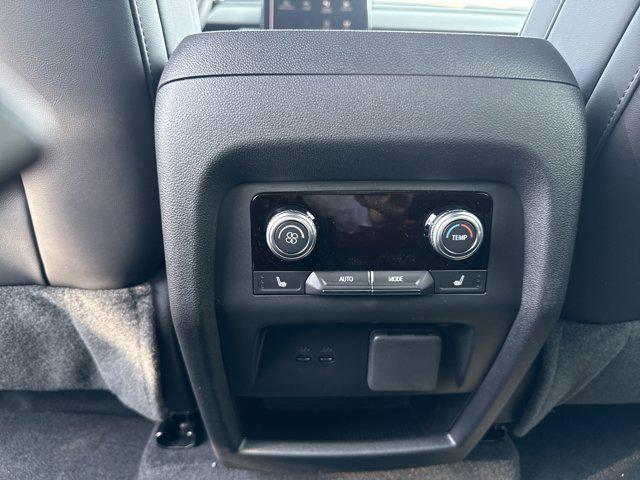 Photo of 2025 Ebony Twilight Metallic GMC Acadia