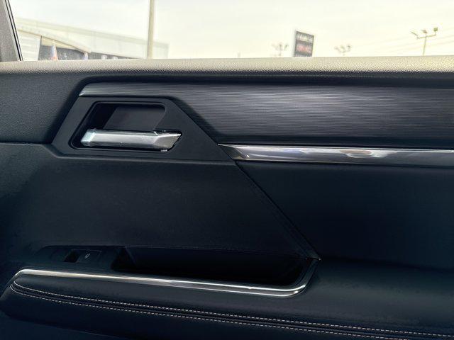 Photo of 2025 Ebony Twilight Metallic GMC Acadia