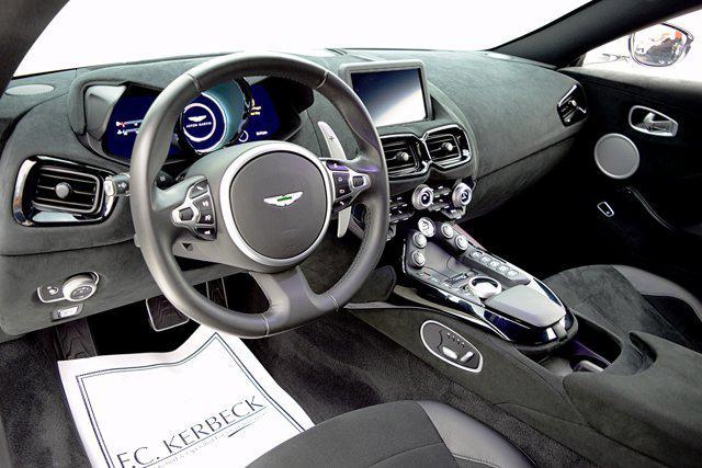 Photo of 2019 Stratus White Aston Martin Vantage