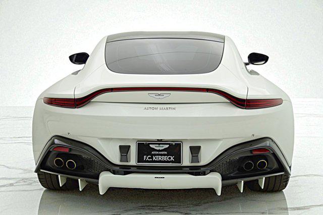 Photo of 2019 Stratus White Aston Martin Vantage