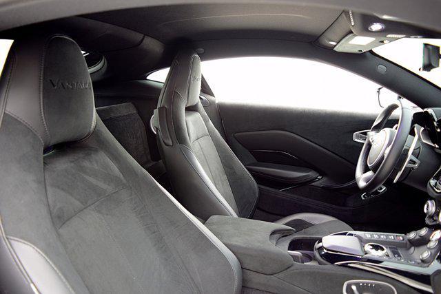 Photo of 2019 Stratus White Aston Martin Vantage