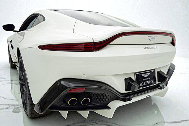 Photo of 2019 Stratus White Aston Martin Vantage