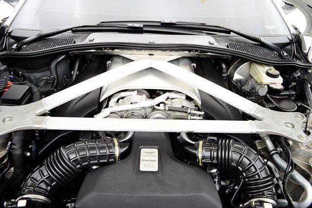 Photo of 2019 Stratus White Aston Martin Vantage
