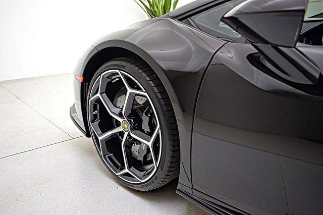 Photo of 2020 Nero Granatus Lamborghini Huracan EVO
