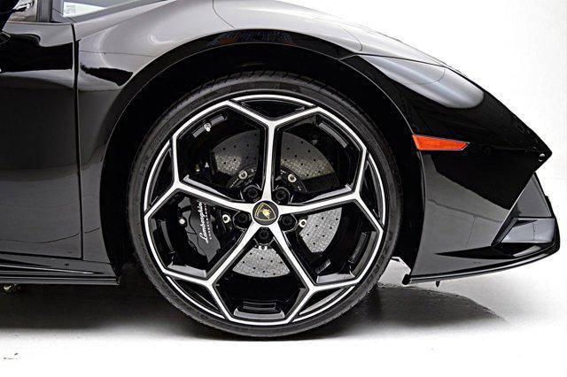 Photo of 2020 Nero Granatus Lamborghini Huracan EVO
