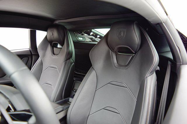 Photo of 2020 Nero Granatus Lamborghini Huracan EVO