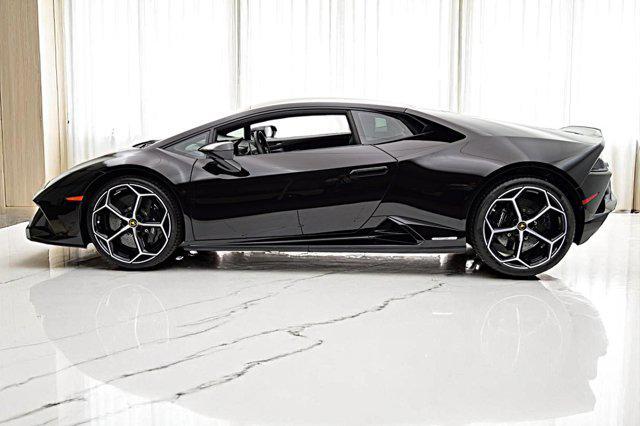 Photo of 2020 Nero Granatus Lamborghini Huracan EVO