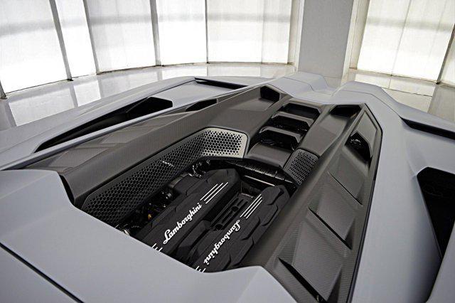 Photo of 2024 Grigio Acheso Lamborghini Revuelto