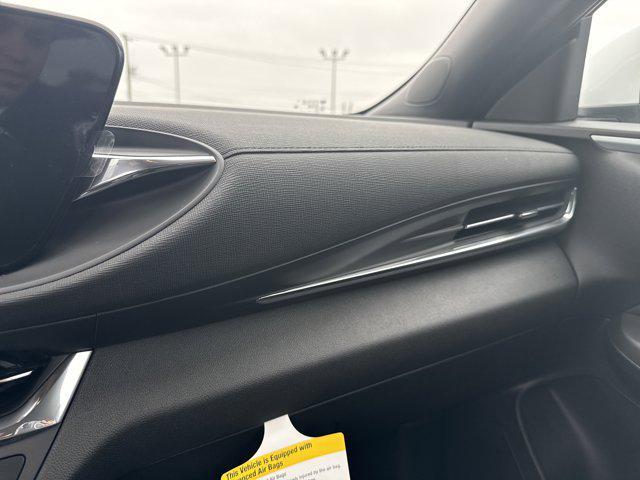 Photo of 2025 Summit White Buick Envista