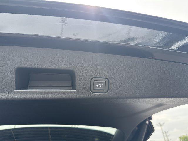 Photo of 2025 Ebony Twilight Metallic Buick Enclave