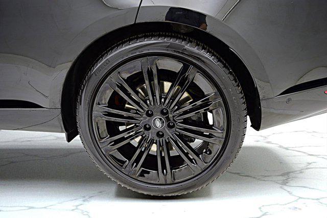 Photo of 2023 Black Land Rover Range Rover