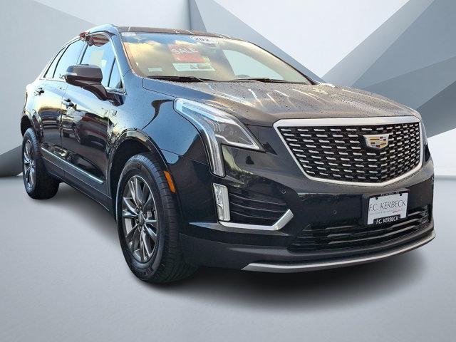 Photo of 2021 Stellar Black Metallic Cadillac XT5