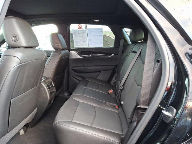 Photo of 2021 Stellar Black Metallic Cadillac XT5