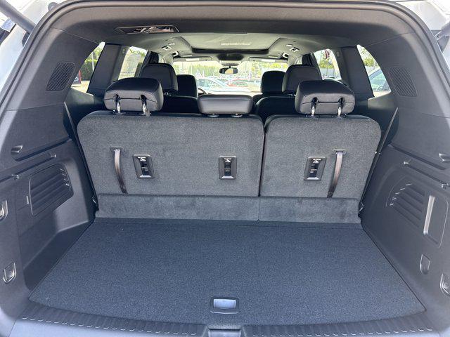 Photo of 2025 Summit White GMC Acadia