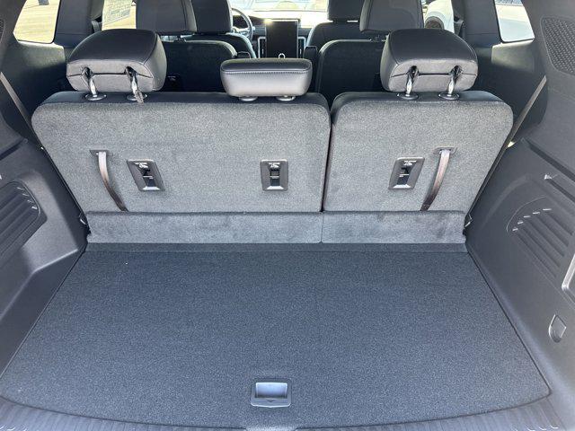 Photo of 2025 Summit White GMC Acadia