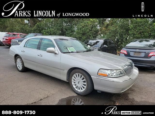 2005 Lincoln Town Car