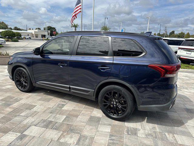 Photo of 2018 Cosmic Blue Metallic Mitsubishi Outlander
