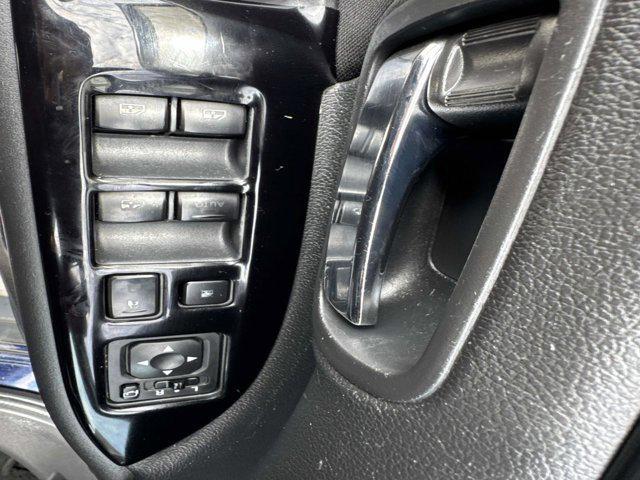 Photo of 2018 Cosmic Blue Metallic Mitsubishi Outlander