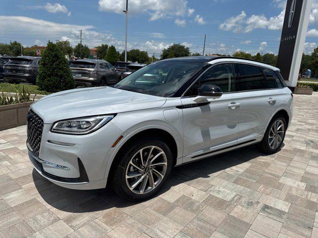 Photo of 2025 Crystal White Lincoln Corsair