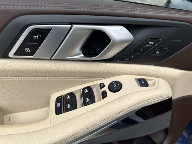 Photo of 2019 Phytonic Blue Metallic BMW X5