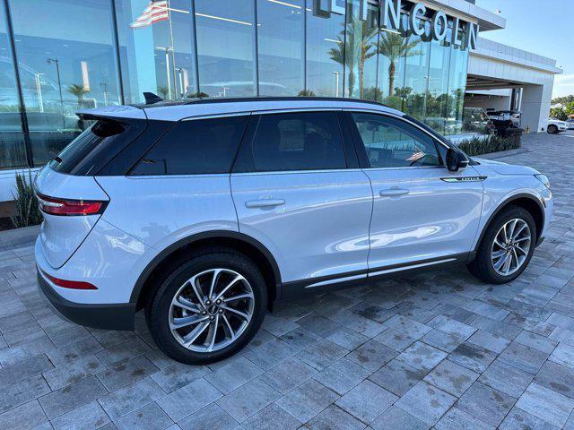 Photo of 2025 Crystal White Lincoln Corsair